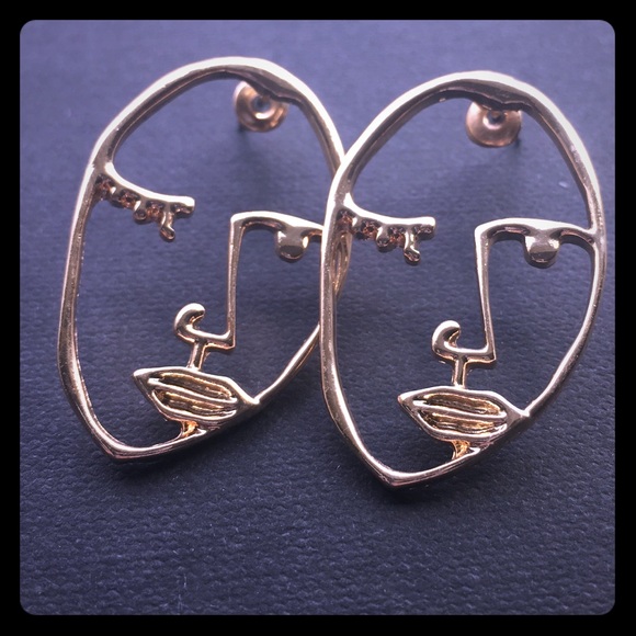 Jewelry - Gold Abstract Earrings